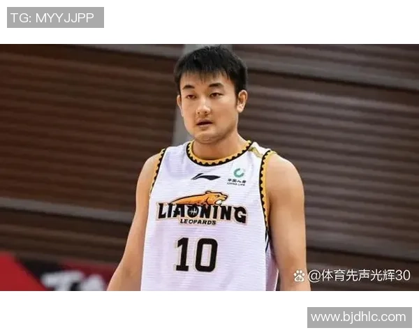 李晓旭：从默默无闻到闪耀赛场的篮球新星成长之路