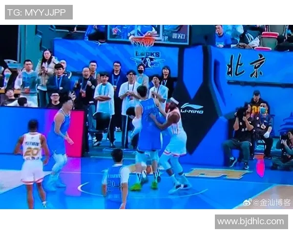 林书豪在北京与深圳的对决中展现精彩表现引发球迷热议